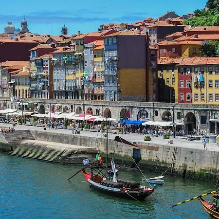 Historical Ribeira Duplex, Magellan House