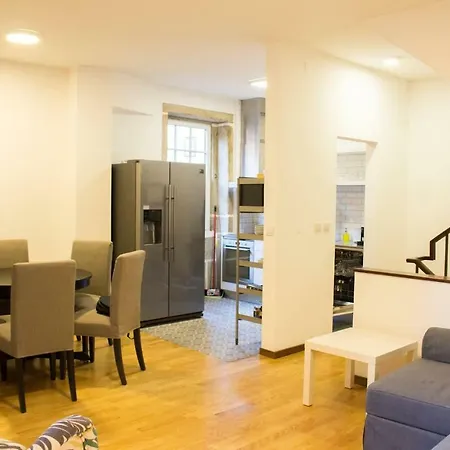 Historical Ribeira Duplex, Magellan House Apartment *