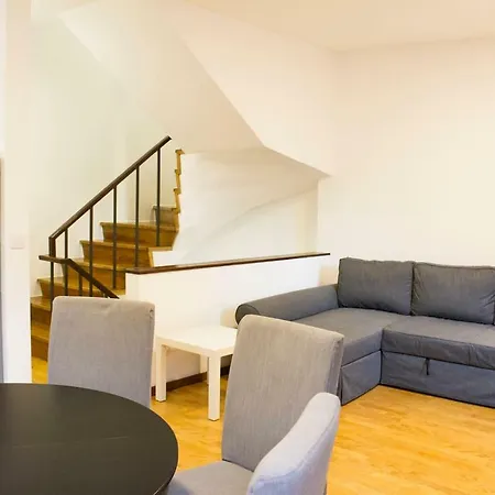 Historical Ribeira Duplex, Magellan House Porto
